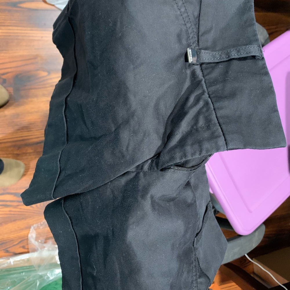 Size 6 express shorts. Black.